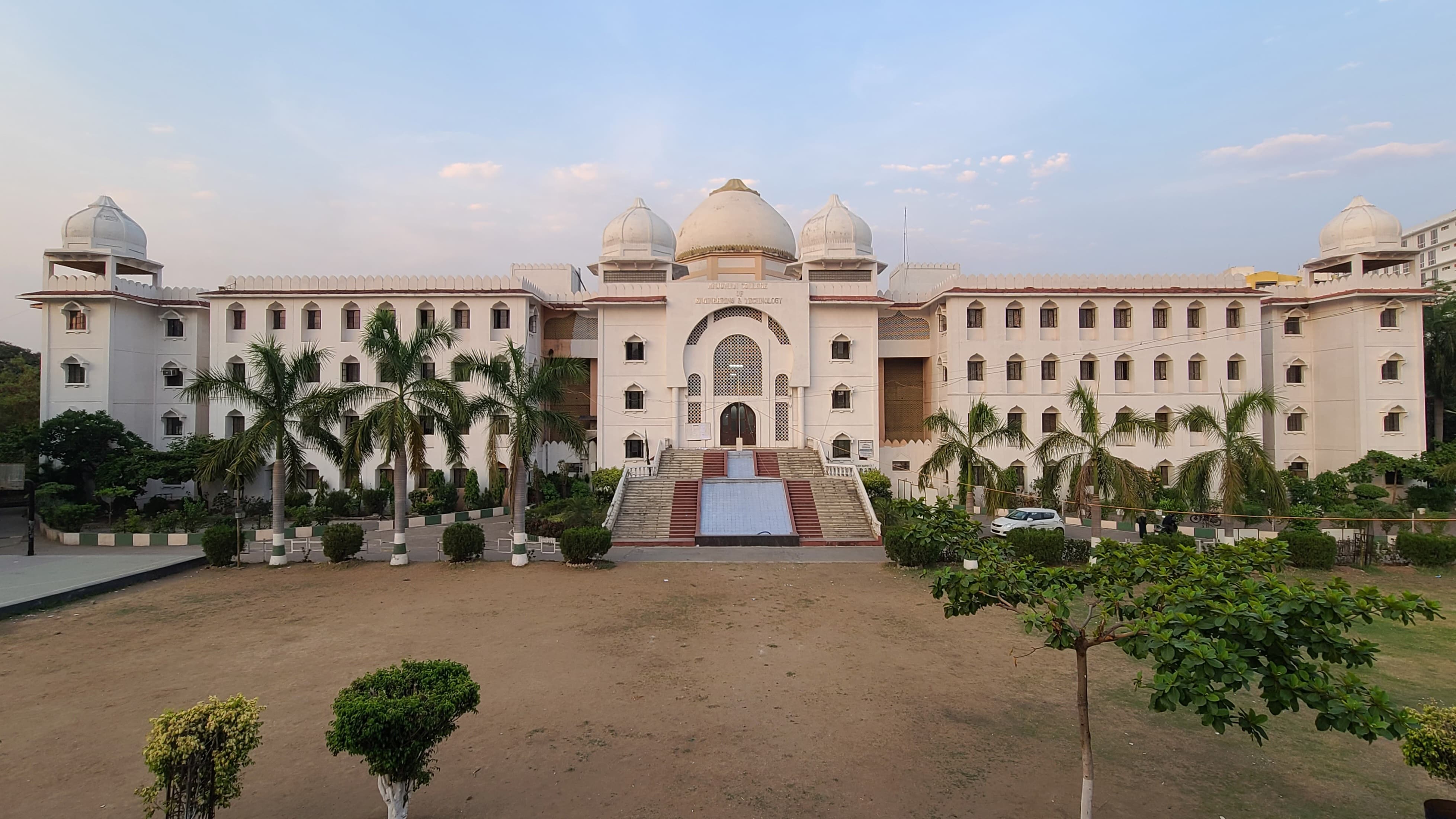 Institution Image